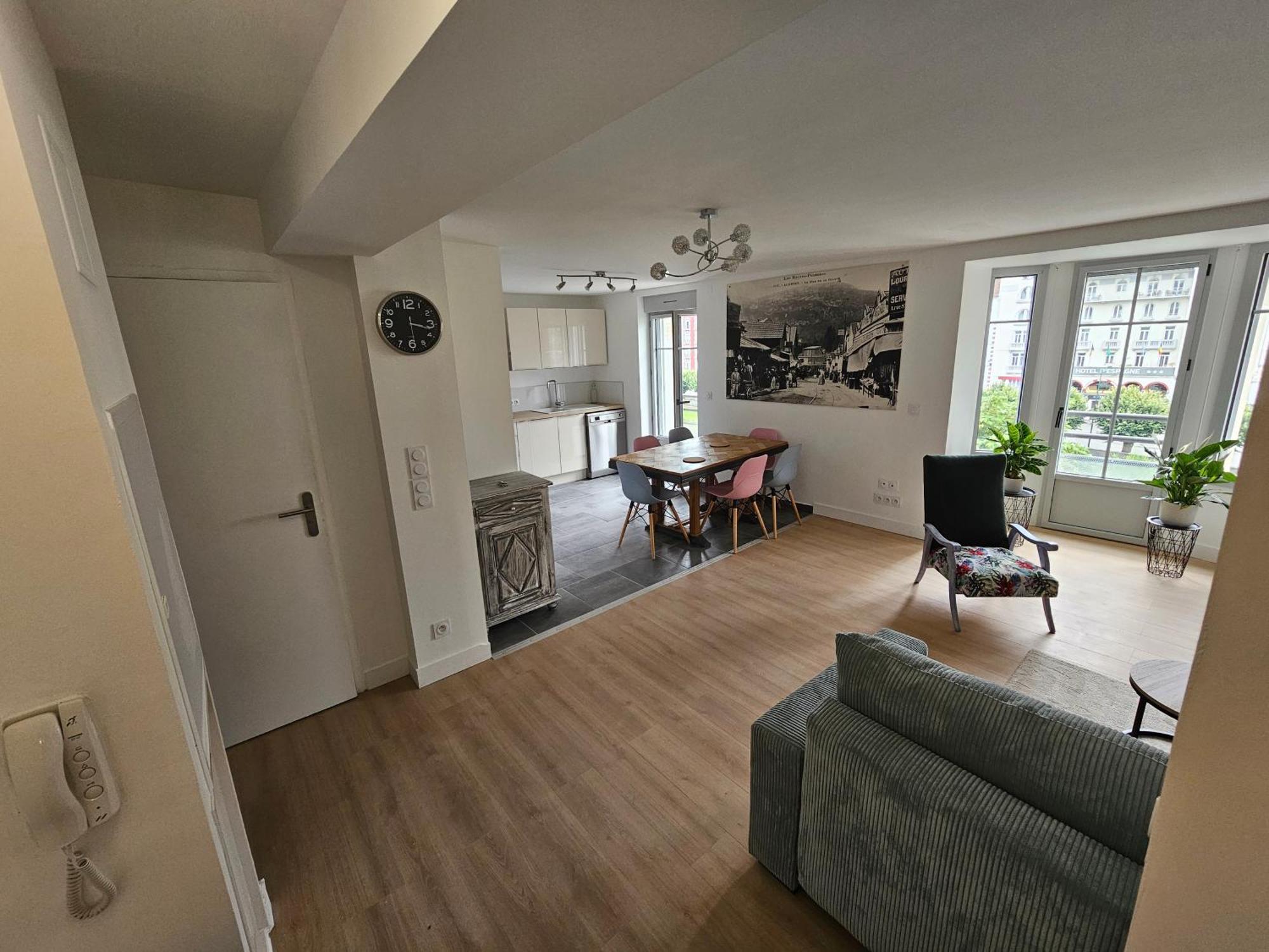 Le Chaleureux Lourdes Hyper Centre Apartment Ngoại thất bức ảnh