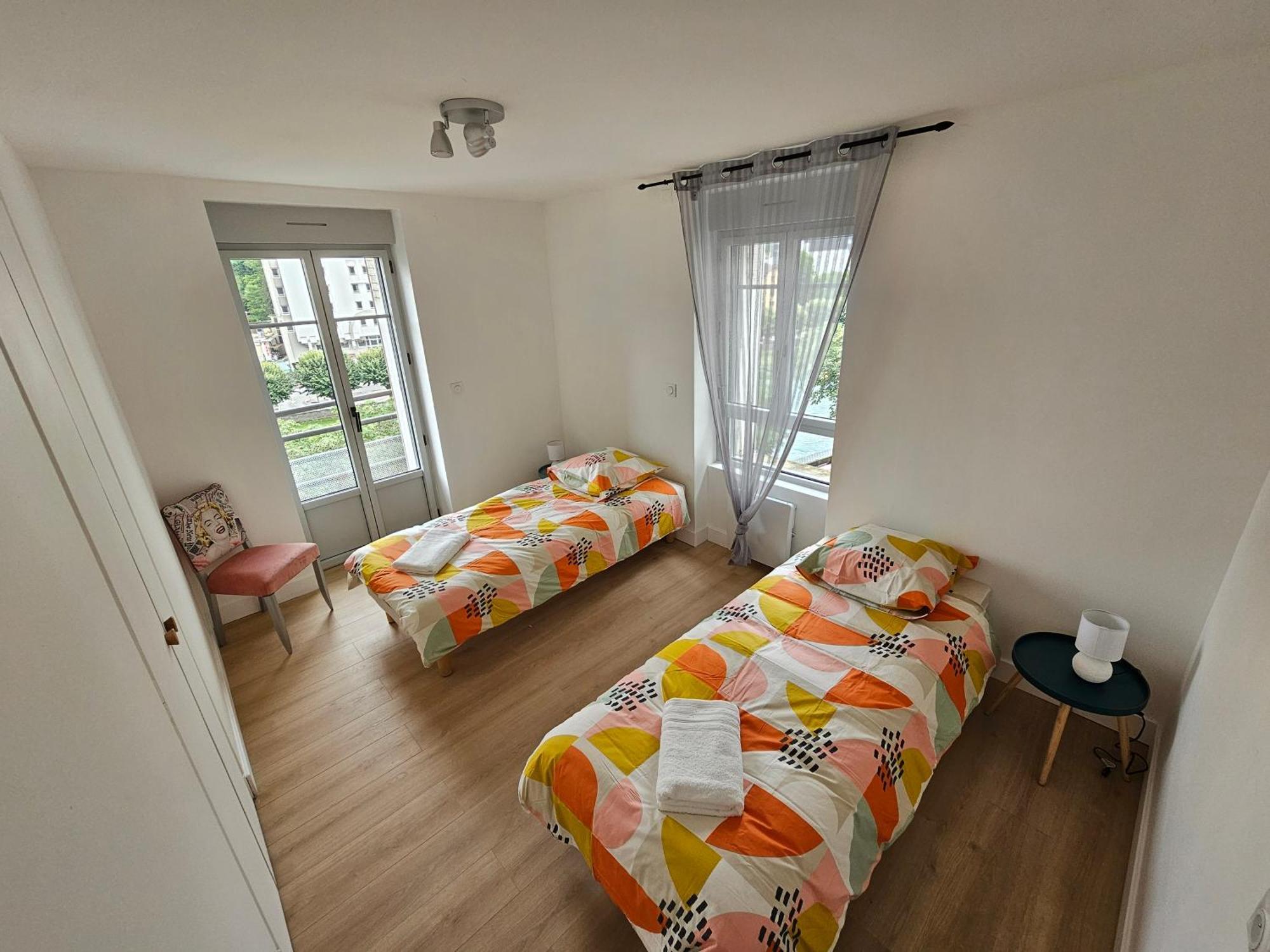 Le Chaleureux Lourdes Hyper Centre Apartment Ngoại thất bức ảnh