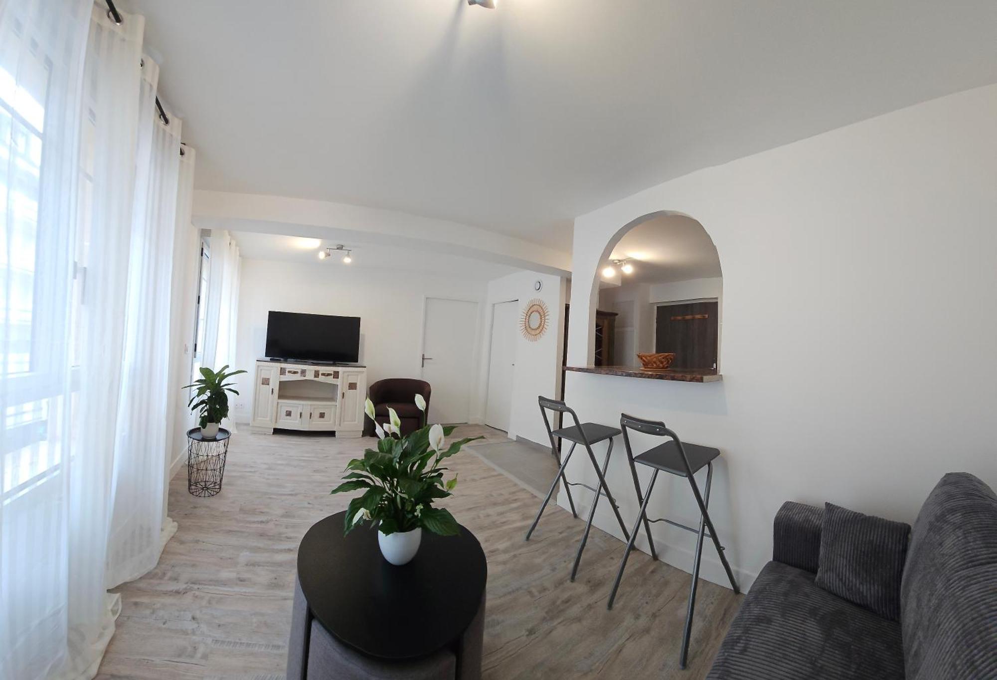 Le Chaleureux Lourdes Hyper Centre Apartment Ngoại thất bức ảnh